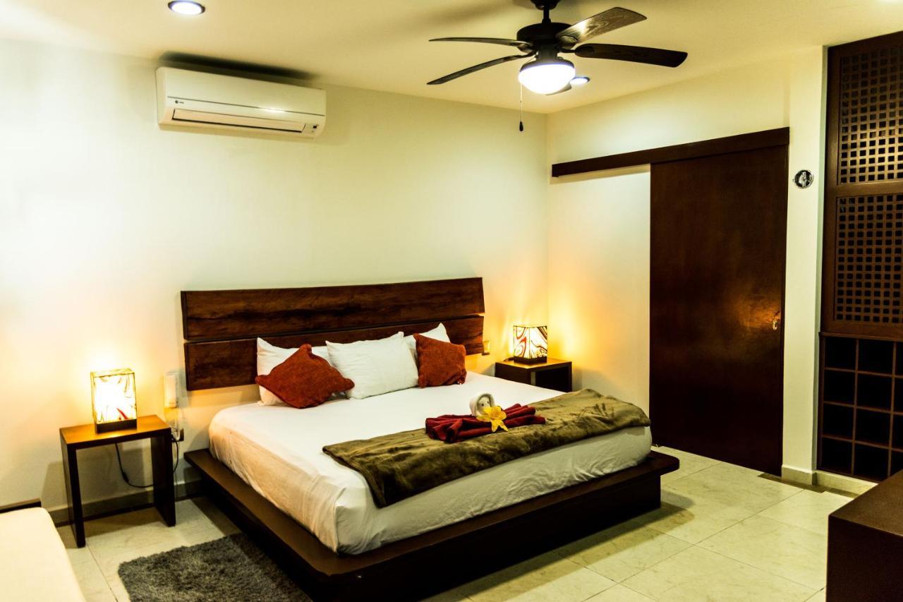 Casa Ticul Hotel Boutique - 5Th Ave (Adults Only) Playa del Carmen Buitenkant foto A bedroom at the hotel