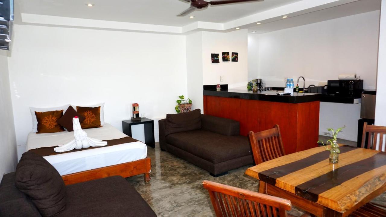 Casa Ticul Hotel Boutique - 5Th Ave (Adults Only) Playa del Carmen Buitenkant foto A studio apartment