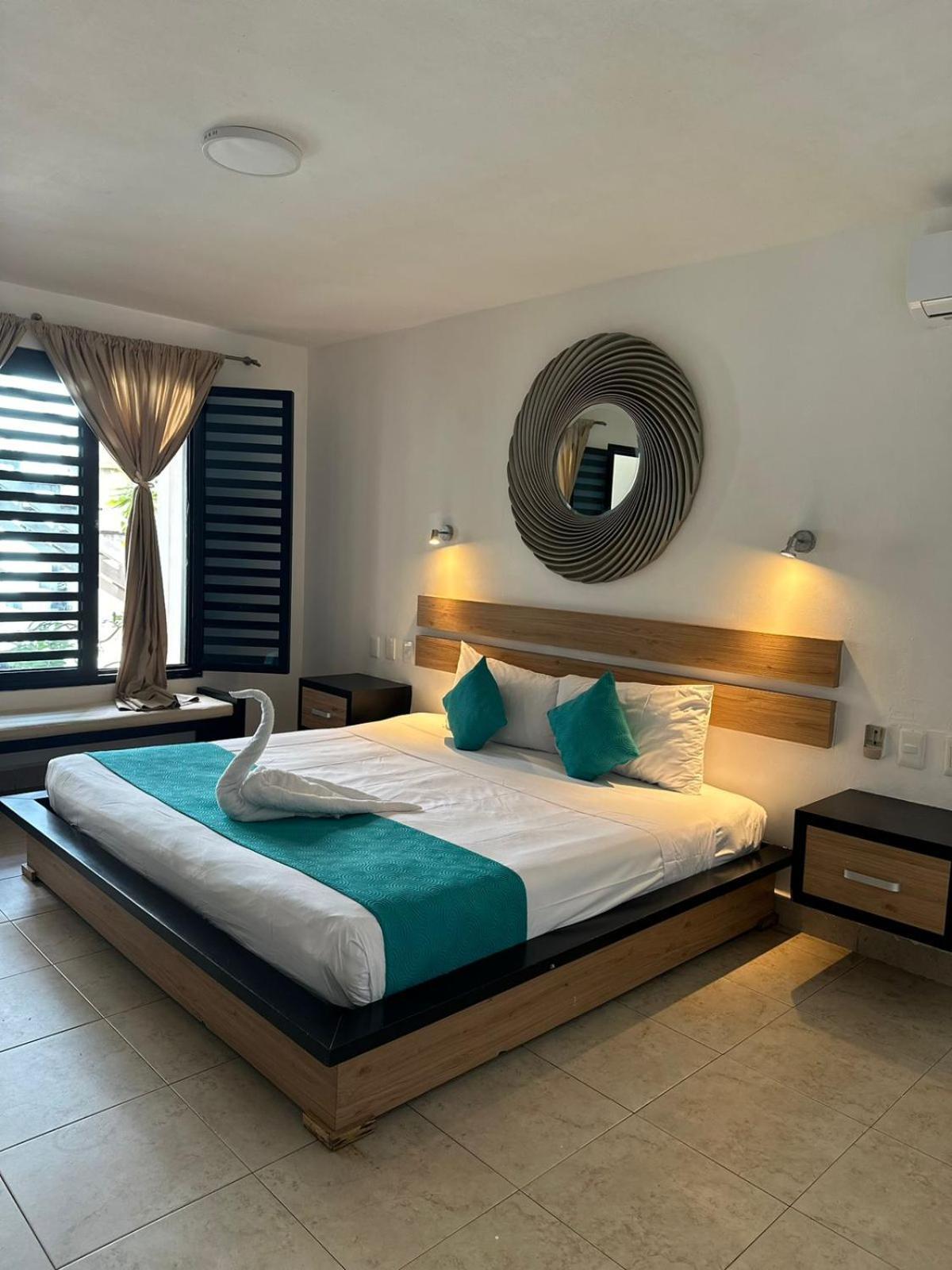 Casa Ticul Hotel Boutique - 5Th Ave (Adults Only) Playa del Carmen Buitenkant foto A bedroom at the hotel