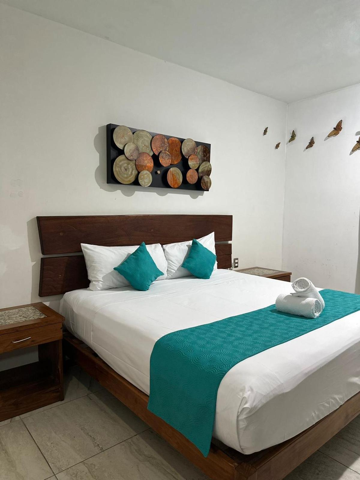 Casa Ticul Hotel Boutique - 5Th Ave (Adults Only) Playa del Carmen Buitenkant foto A bedroom at the hotel